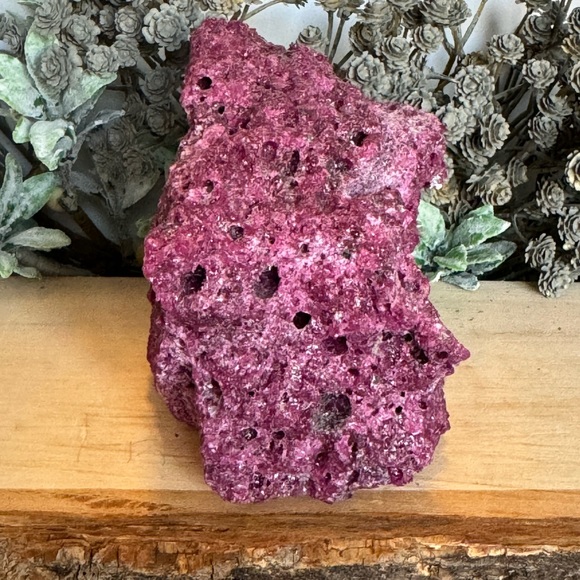 Sponge / Honeycomb Ruby Chunk - Picture 9 of 10